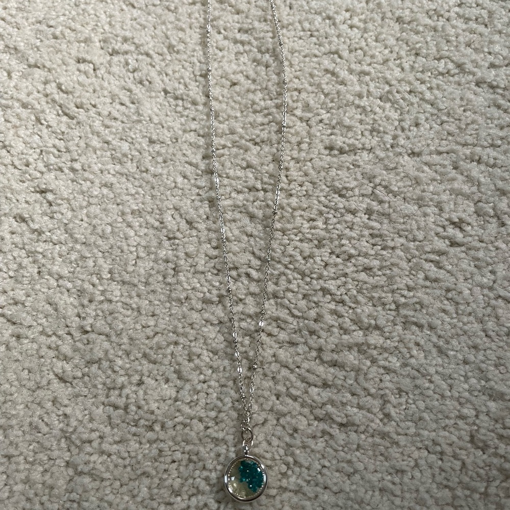 necklace - Picture 2 of 2